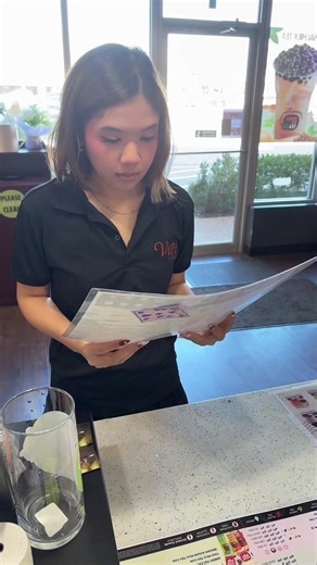 Highlighted Moments in Boba Tea Ordering