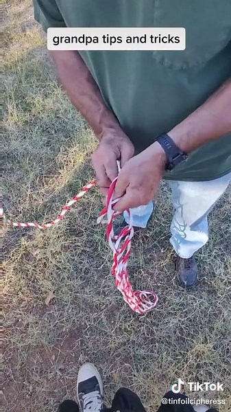 This how we roll with grandpa. #hacksoflife #tipsandtricks #Lifehack #grandpasoftiktok