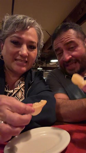 Pappasitos-San Antonio, TX🩷Best dessert ever…..#sopapillas Excuse my messy hair😂