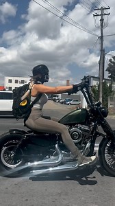 🖤 Hello . . . #motorcycle #bikerlife #motorcyclemafia #chopper #harleydavidson #harleydavidsonmotorcycles #sportster #sportster1200 #harleylovers #harleylife #motogirl #bikerchick #ride #tattoos #custom #exhaust #bikergram #bikerlifestyle #baddie #indianmotorcycle | ShesDitz