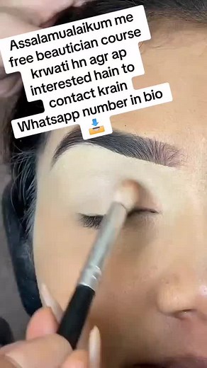 Learn Modern Eye Makeup in few easy steps #makeuptutorial #tutorial #MakeupLooks #getreadywithme #fyp #tiktokmakeup #trendingvideo #MUA #Eyeshadow #Glam #MakeupOfTheDay #foryoupage