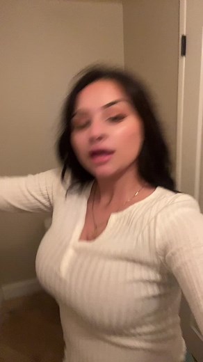 Ruby Gonzalez 💋 (@rubygonzzalez)’s videos with