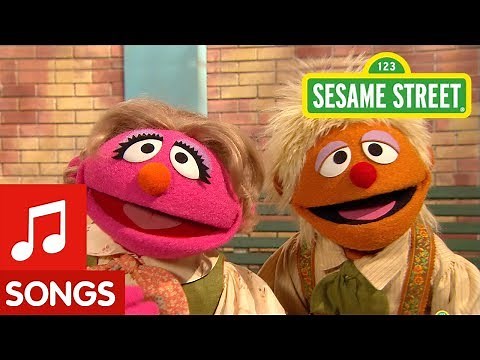 Sesame Street: Row Row Row Your Boat with Hansel and Gretel