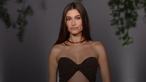 20K views · 1.1K reactions | This look oozes major cool girl energy. | InStyle | Facebook