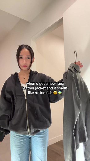 Dealing with Unpleasant Smells in Leather Clothing