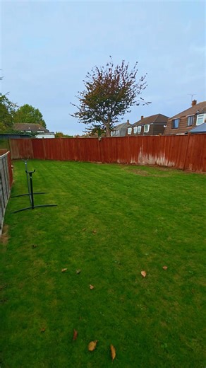 Few awkward cuts but looking good 🙂 feather-edge closeboard panels with Premium concrete posts and gravel boards supply and fit 😍 . . . #fyp #fencing #bristol #landscaping | Elite Trade&Tech Services
