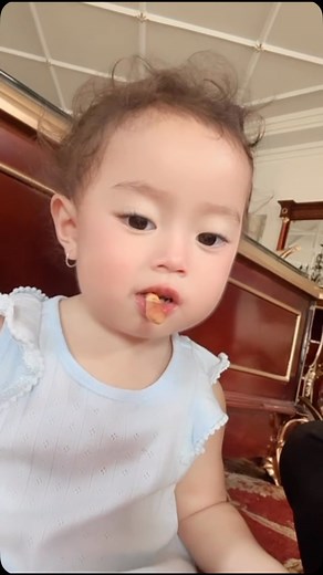 DSI on Instagram: "Selamat pergi bercuti keJepon anak2 ku dan cucu2 ku. Atok tidak dapat bersama kali ini. Atok sebok dengan tugasan yg belum selesai. Jarang pergi bercuti tak bersama dengan atok. Atok doakan semuga selamat pergi dan selamat pulang. Kau la cucu2 kesayangan atok dan penghibor atok"