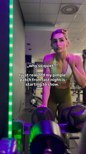 Leona Maronn | let‘s stay active together ❤️‍🔥 on Instagram: "love that the gym has become my second home. I genuinely don’t care about wearing pimple patches to my workouts. Training is a form of self-development, so why shouldn’t my skin be allowed to do the same? It only starts to bother me once they soak up the sweat, lol. ———— Ich liebe es, dass das Gym zu meinem zweiten Zuhause geworden ist. Es ist mir wirklich egal, ob ich mit Pimple Patches zum Training gehe. Workouts sind eine Form von