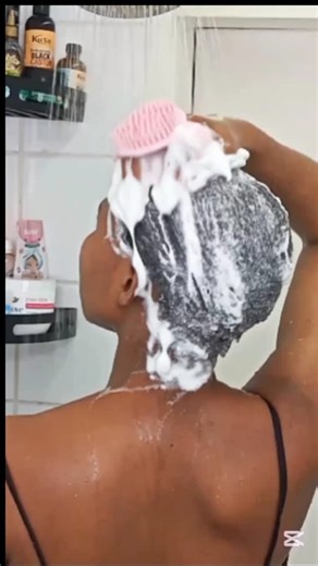 22 reactions | Shower Routine for our short hair #showerroutine #shower #haircut #washday #hairtransformation | Manteme Cmm | Facebook