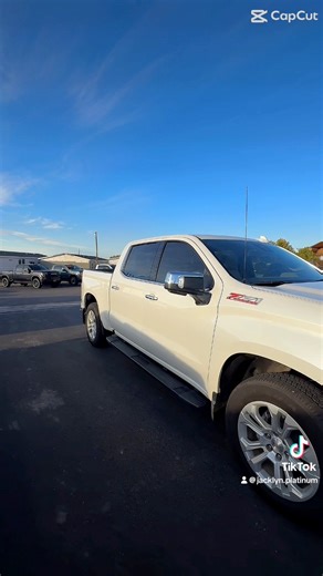 2022 Chevy 1500 LTZ, Z71 Off Road Pack, V8, 5.3L, 4x4, Loaded w/ Safety Features, HD Surround Vision, Trailering Package w/ Hitch Guidance, Heated & Cooled Leather Seats, Heated Steering, Heated Rear Seats, Sunroof, Adaptive Cruise 👀👀 Platinum Auto | Jacklyn Platinum-Sales