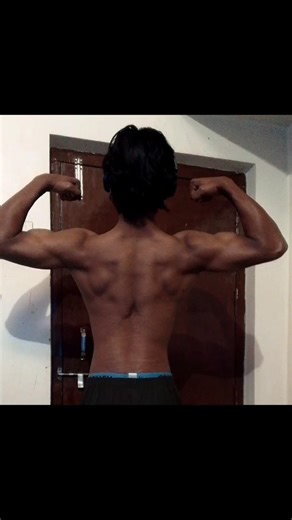 MY SO SKINNY THIS BACK 💀 #shortvideo #gymlover