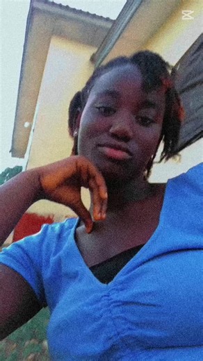 Ama_Juicy💕 (@ama_juicy)’s videos with Kanye - Nerdy❤️