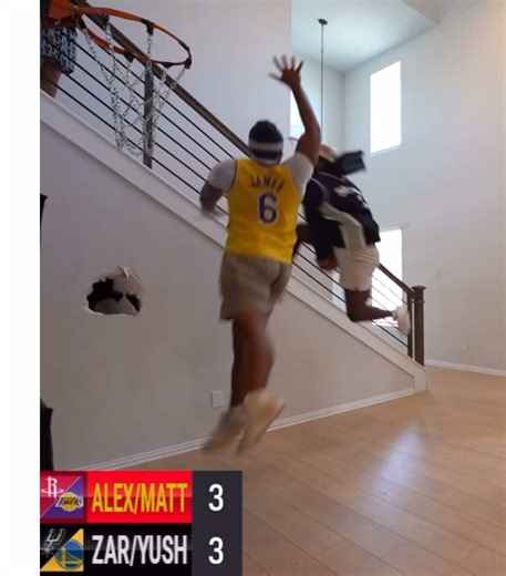 hall of fame clip sell🤣 #basketball #minihoop #clips #fyp #ydn | basket ball