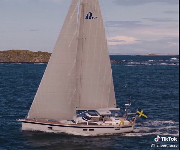 Hallberg-Rassy 57 - La elegancia de la navegación