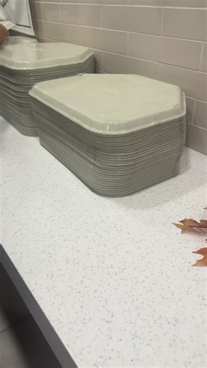 We love bibimbap day! A true Korean classic 🤗 #foodie #koreanfood #korea #bibimbap #mukbang #kimchi