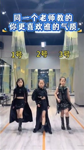 Mini Supermodels in a Catwalk Show: Watch These Tiny Trendsetters Shine