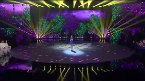 97K views · 3.7K reactions | La splendida esibizione della #paper di sabato sera, "Attraversando gli anni" Live ! Di seguito il link al Lyric video con il testo completo : https://www.youtube.com/watch?v=i4wJFnZl9XA  #paperstaff #amici16 #serale #squadrablu #attraversandoglianni | Federica Carta | Facebook