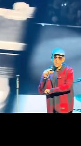 Schön zu sehen, dass du nach so langer Pause wieder auf der Bühne stehst. Xavier Naidoo Ausverkauft. 🏟️🔥 Arena Köln, 16. Dezember. Nach langer Zeit wieder live auf der Bühne und dann mit Songs, die wir gemeinsam gemacht haben. Gänsehaut-Moment. ❤️🎶 | Milan Martelli