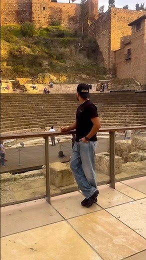 If you’re visiting Malaga, here’s how to make the most of your day! 🌅