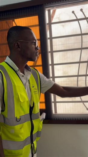 INSTALLATION DE FENÊTRE MOUSTIQUAIRE 📞 Contact : 225 07 00 036 043 / 21 50 019 769 📍 Localisation : Route d’Abatta, après AB Center, carrefour Coq Ivoire 📌 Disponible également sur Google Maps et Yango | Succès Africa Trading