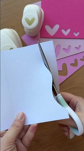 Say it with a handmade card 💌✨ #papercrafts #mothersday #cardmaking #scrapbooking #journaling #diy
