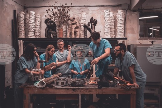 Raw Confessional Poetry е първата за новия сезон премиера в „Топлоцентрала“