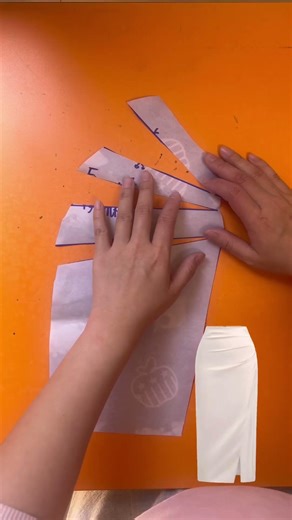 Easy Pencil Skirt Pattern Making Tutorial #sewing #fashion #fashiondesign