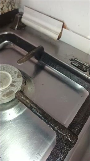 gas cooker yellow flame fixing