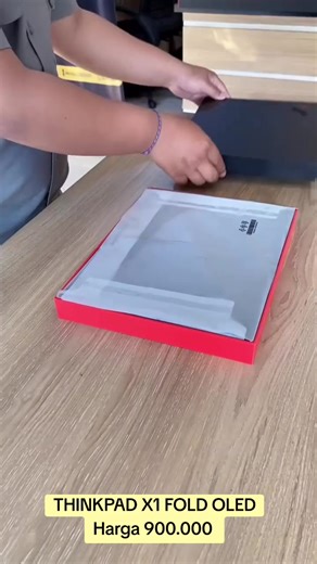 Lenovo ThinkPad X1 Fold OLED - Harga 900.000