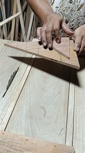 152K views · 607 reactions | 樂Making a hexagonal shape with the help of tools at the  45° angle #woodworking #diy #carpenter #hexagonal | Naryo Naryo | Facebook