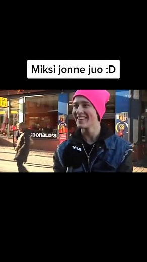 semmoset sieltä🥵 #suomi #finland #asiantuntija #uutiset #pärinä #pärisee #jonne #jonnet #yle #poliisit #espäriseejonnettärisee