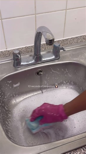 this and no plans💕🫶🏼 #cleaningmotivation #cleantok #cleaninghacks #cleaningtips #cleanwithme