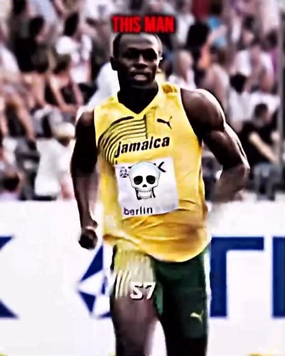 Usain Bolt’s EASY 100m Qualifier! ⚡️ | IAAF World Championships | Olympics #sports