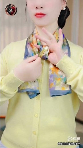 how to tie a silk scarf around your neck / how to tie a long narrow silk scarf✨how to tie to scarf💖