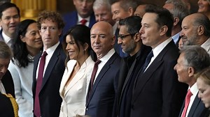 Près de 210 milliards de pertes en 2025 : la mauvaise surprise des milliardaires présents à l’investiture de Donald Trump - RTBF Actus