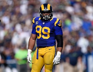 Those throwback jerseys are clean! | Los Angeles Rams