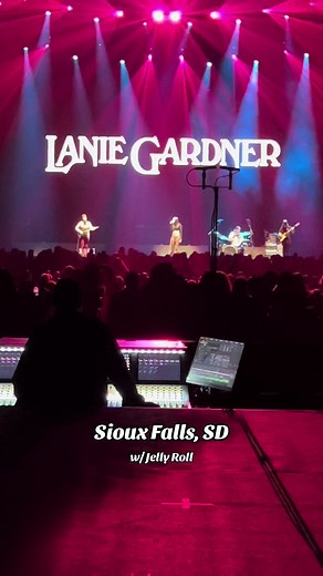 Lanie Gardner 'Dreams' Cover and Fleetwood Mac Tribute