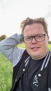 Köln ist jetzt auch schon ausverkauft 😲 Vielen lieben Dank dafür ❤️ Für das Konzert in Lübeck gibt es auch nur noch Restkarten gibt. Mega 🥳 Ich Arbeite weiter fleißig an meinem neuen Album und wir sehen uns alle bald wieder und Rocken die Hütten ab 🥁🔥🎸20.02. HAMBURG - Fabrik 21.02. MAGDEBURG - Altes Theater 22.02. LEER - Zollhaus 24.02. HEIDELBERG - Halle 25.02. LUDWIGSBURG - Scala 27.02. RUBIGEN (CH) - Mühle Hunziken AUSVERKAUFT! 28.02. OLTEN (CH) - Schützi 01.03. MAINZ - Kulturzentrum 20.