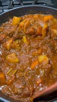 Hawaii local beef stew
