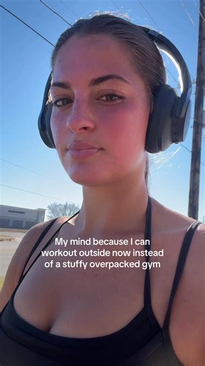 Enjoying Outdoor Workouts in Cool Weather