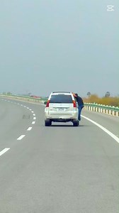 52K views · 501 reactions | ករណីជនល្មើសភ្ជង់ជនរងគ្រោះនៅតាមផ្លូវល្បឿនលឿន | Khmer News | Facebook