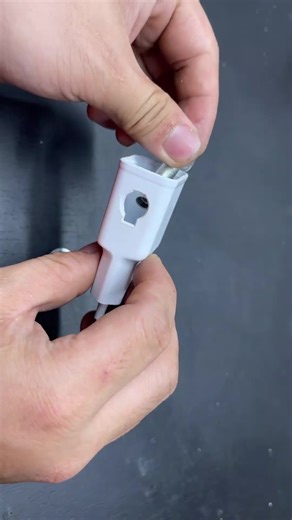 Don_t Throw Away old portable charger Millions of people don_t know this secret