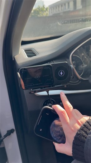 Wireless Car Charger: A Game Changer for Drivers