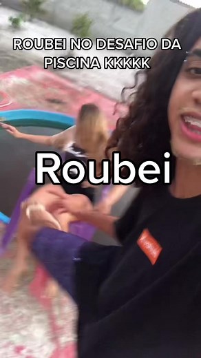 Desafio da Piscina: Roubei e Deu Muita Confusão!