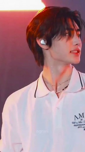 look at him #sunghoon #enhypen #engene #fyp #fypシ