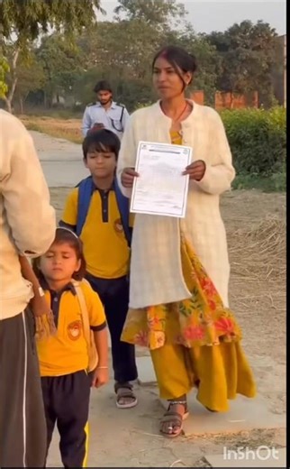 #viralboy Introducing the "VitalWear SmartBand," a next-generation wearable gadget #giveaway