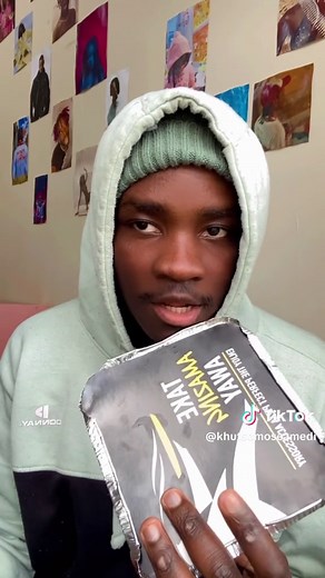 #debonairspizza #reviews #foodreviews #foodtiktokfood #pizza #flavours #fypシ゚ #limpopotiktoker @DEBONAIRS PIZZA @Debonairs pizza @Debonairs Pizza 🍕 #mexicanfiesta #hawaiian #pineapples #pizzalover #pizzatime #fyp #foodie #eatwithkhutso #eatwithme #eatwithmetoday #foodietiktok #mukbang