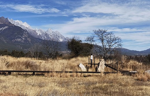 Wilderness Garden & Amphitheater, Lijiang HYLLA, China by Z’scape
