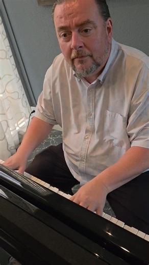 The Other Chaser is a professional piano player, but I’m pretty good too. What do you think? 😁 | Wisconsin Supper Club Chasers