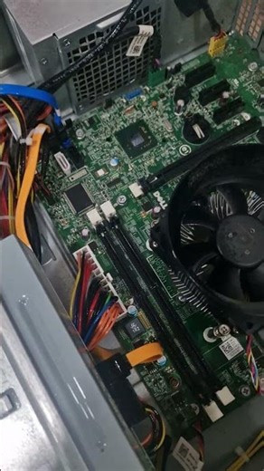 The PC turns on but there's no video output...